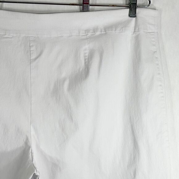Avenue Plus Size 26 Shorts White Solid High Rise Pull On‎ 12 Inch Stretch 467 - Picture 8 of 11